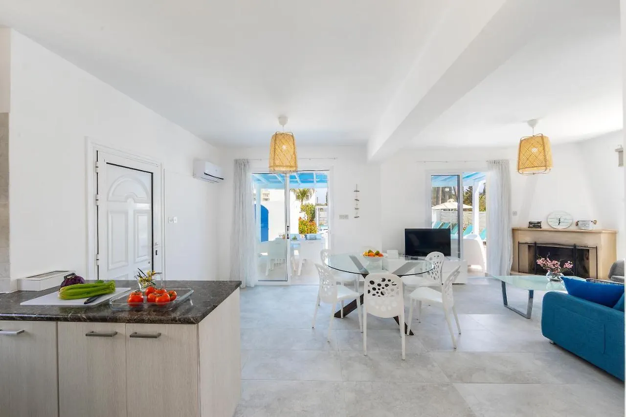 Fig Tree Bay Villa 4 Protaras 0*,